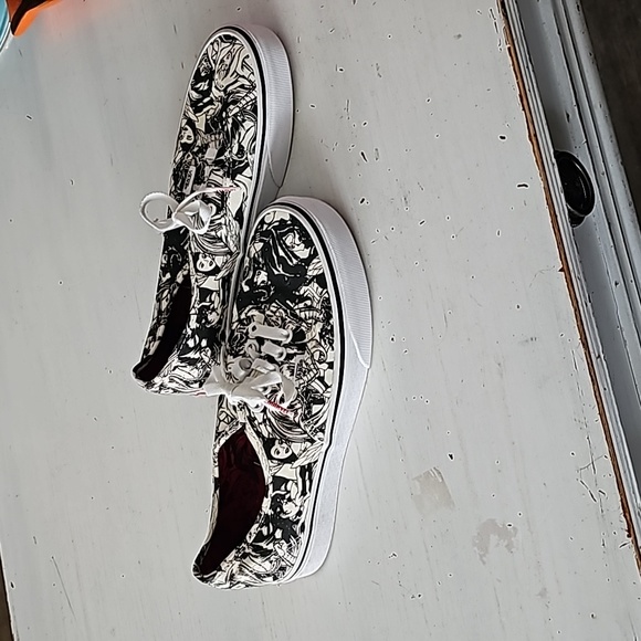 Vans - Picture 3 of 5